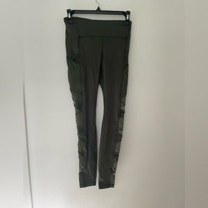 Lululemon sheer panel leggings